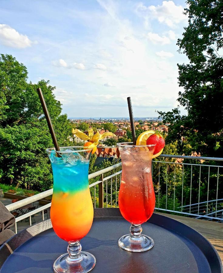Bergwirtschaft Wilder Mann Hotel Und Restaurant Dresden Bagian luar foto