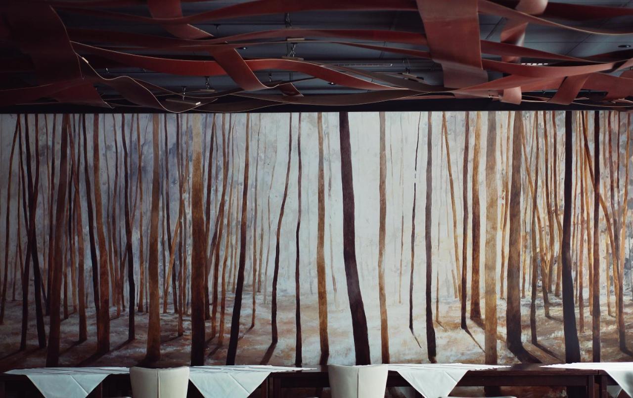 Bergwirtschaft Wilder Mann Hotel Und Restaurant Dresden Bagian luar foto