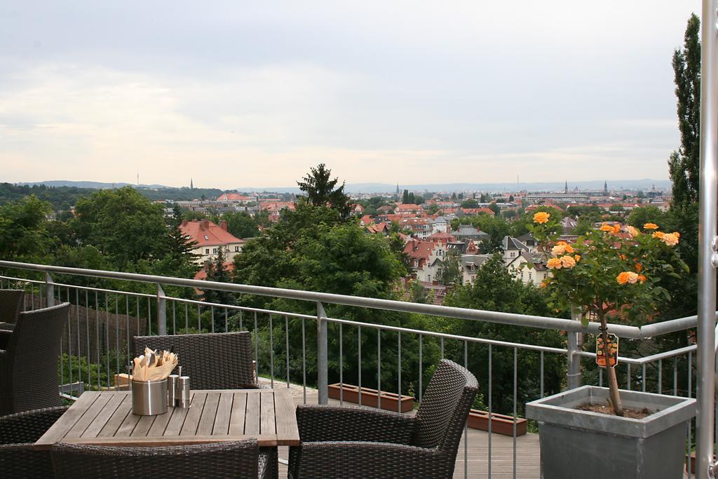 Bergwirtschaft Wilder Mann Hotel Und Restaurant Dresden Bagian luar foto