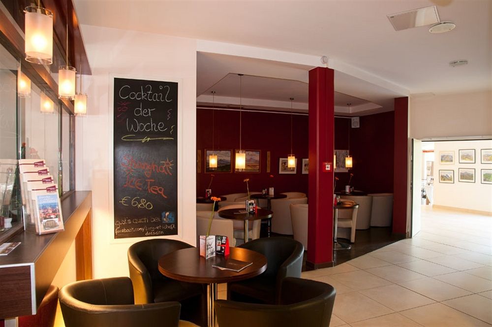 Bergwirtschaft Wilder Mann Hotel Und Restaurant Dresden Bagian luar foto